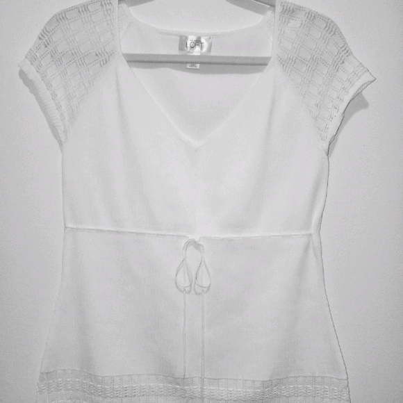 LOFT Sweaters - LOFT Short Sleeve Sweater Top - M